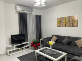 City Center Apartment - Neama Bay